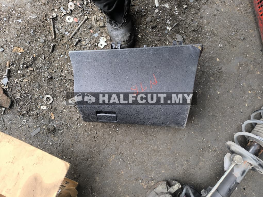 PROTON PREVE TB GLOVE BOX