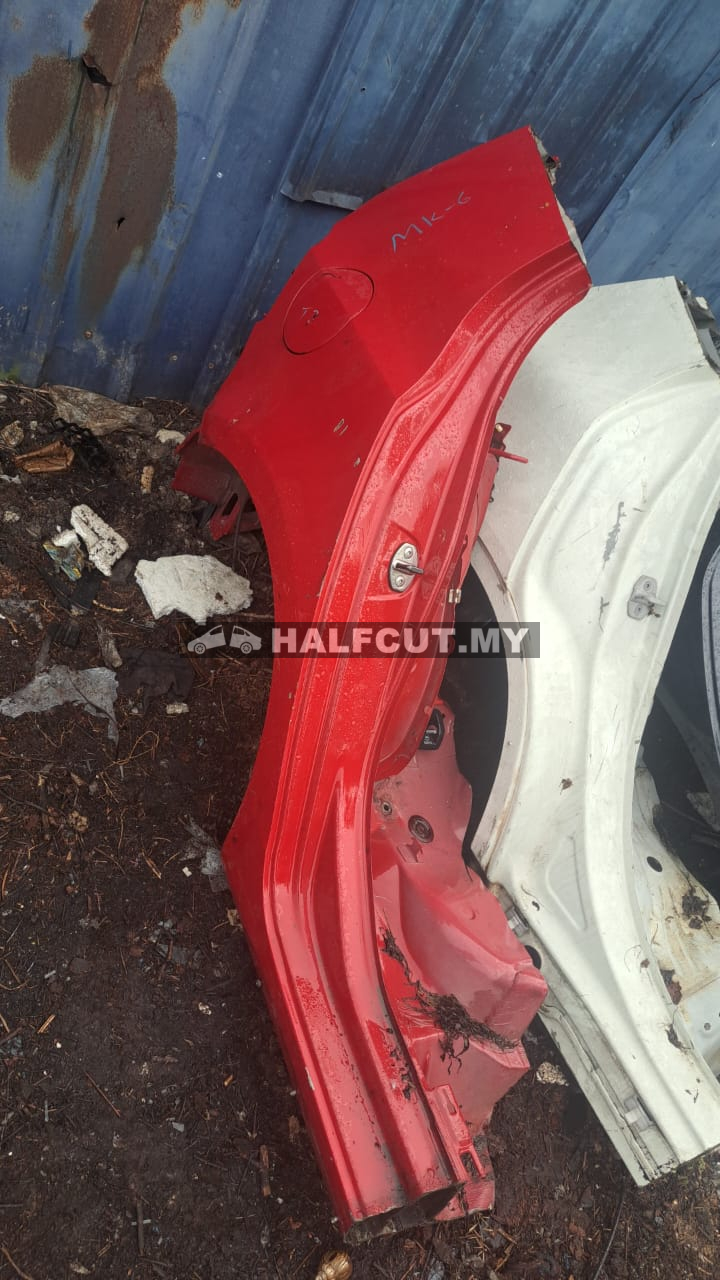 VOLKSWAGEN GOLF MK6 REAR FENDER RH