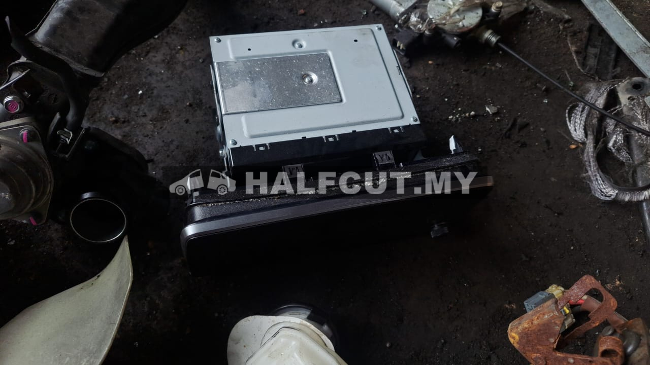 HONDA CRV TME RADIO &TV