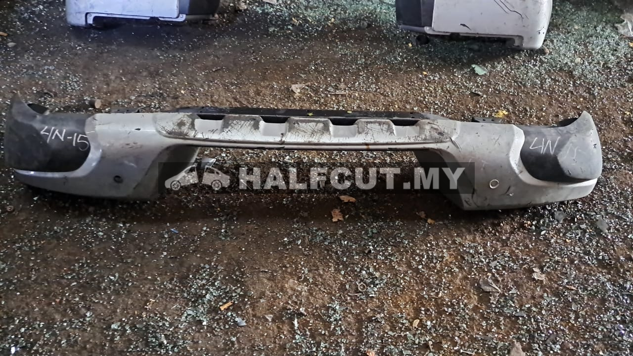 MITSUBISHI TRITON 4N15 REAR BUMPER