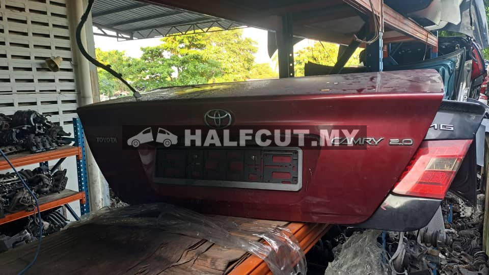 TOYOTA CAMRY ACV30 REAR BONNET