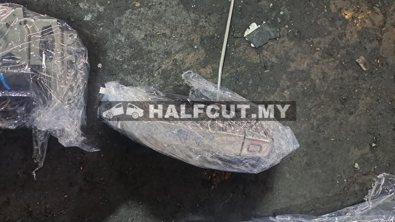TOYOTA VELLFIRE 30 REAR HANDLE R/R