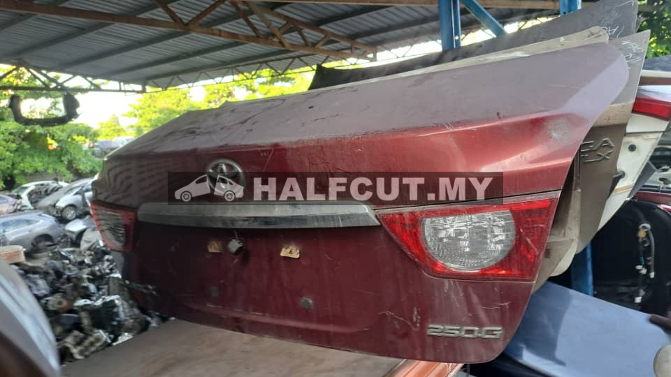 TOYOTA MARK -X REAR BONNET