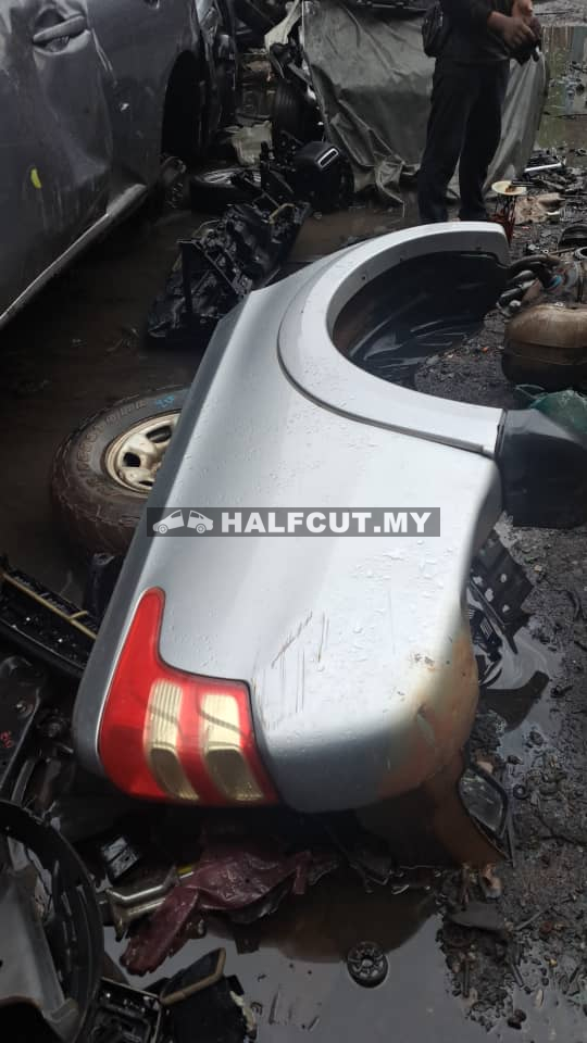 MITSUBISHI TRITON 4N15 REAR FENDER RH