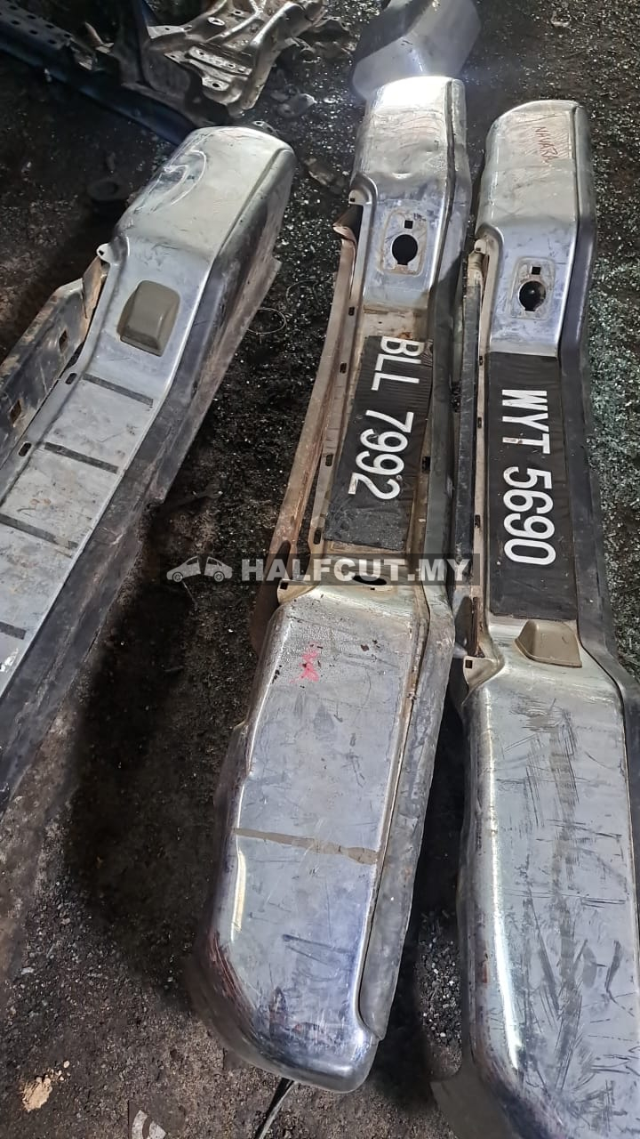 NISSAN NAVARA D40 REAR BUMPER