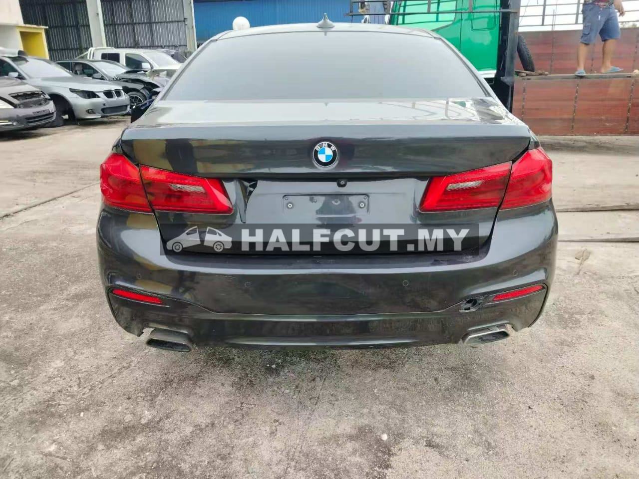 BMW G30 B48 530I FRONT AND REAR HALF CUT