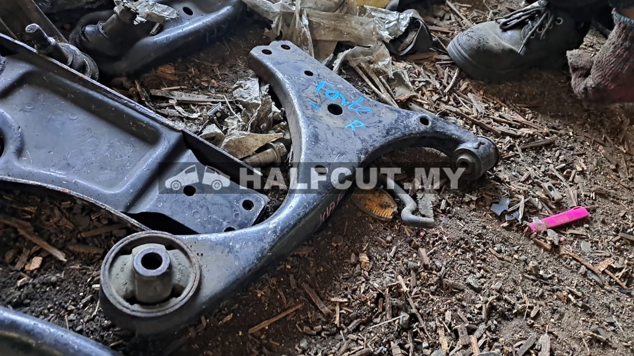 KIA FORTE FRONT LOWER RH