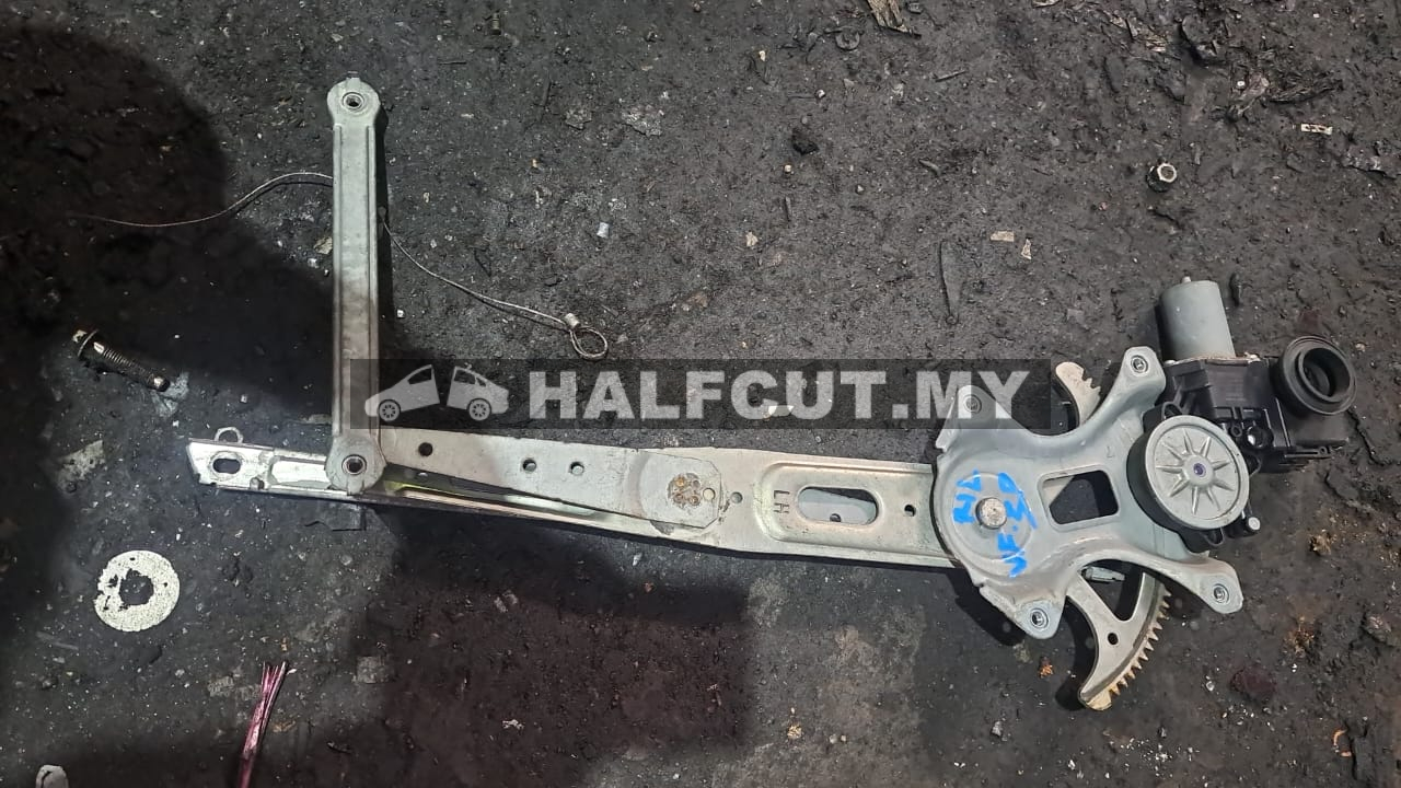 TOYOTA VELLFIRE 30 POWER WINDOW MOTOR R/R