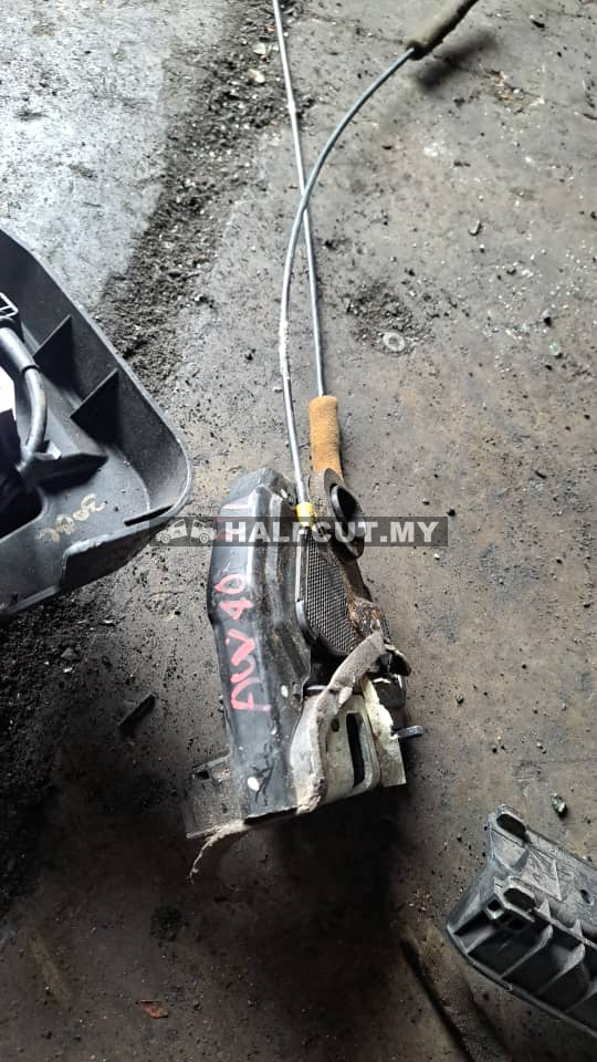 TOYOTA CAMRY ACV40 REAR LOCK R/L