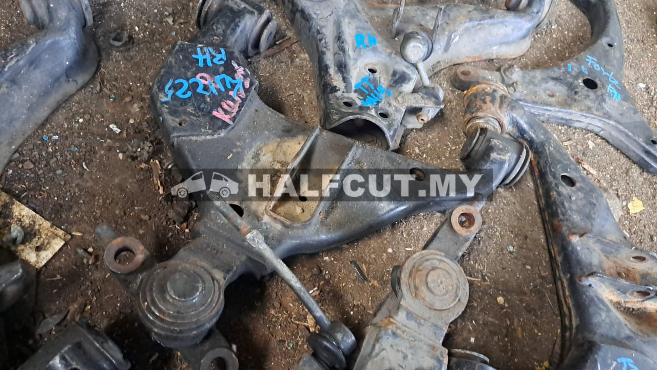 TOYOTA HILUX KUN26 FRONT LOWER RH