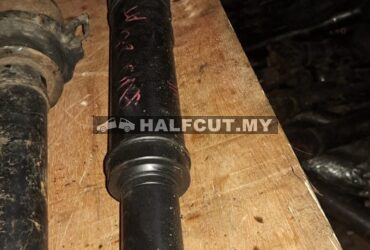 TOYOTA HILUX REVO  LONG SHAFT