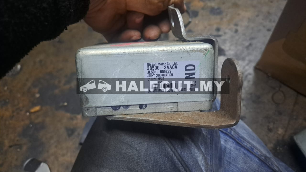 NISSAN ALMERA STEERING ECU (28500-3AA0A)