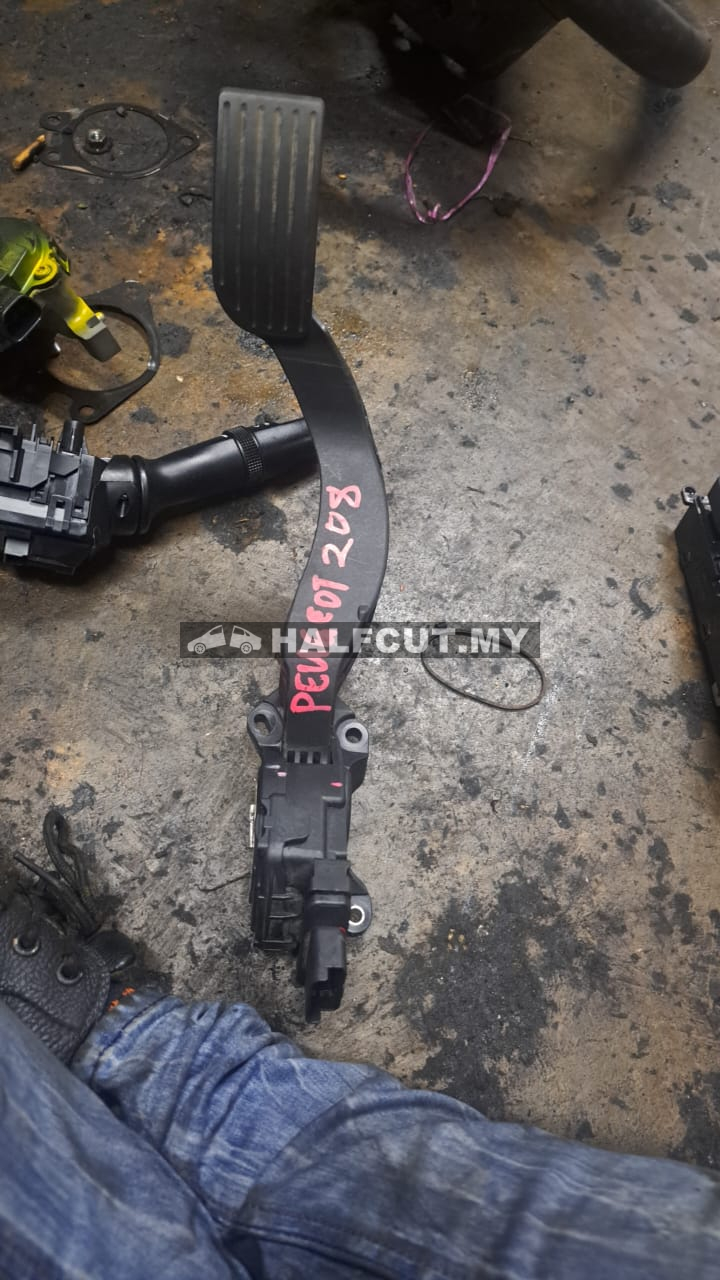 PEUGEOT 208 PEDAL SENSOR
