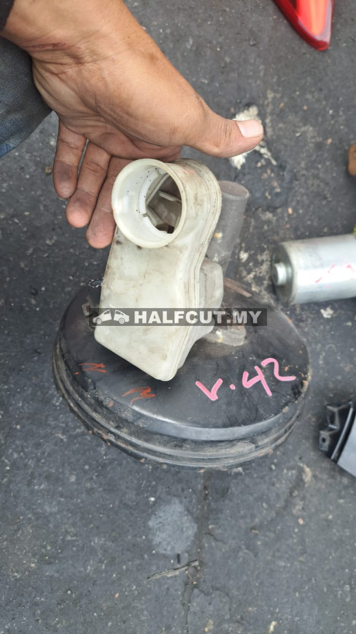 TOYOTA VIOS NCP42 BRAKE MASTER PUMP