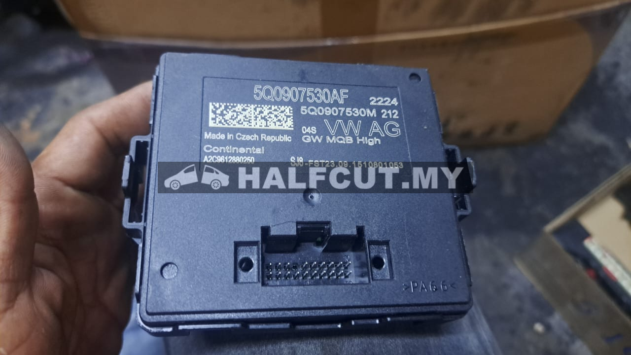 VOLKSWAGEN GOLF MK7 ECU (5Q0907530AF)