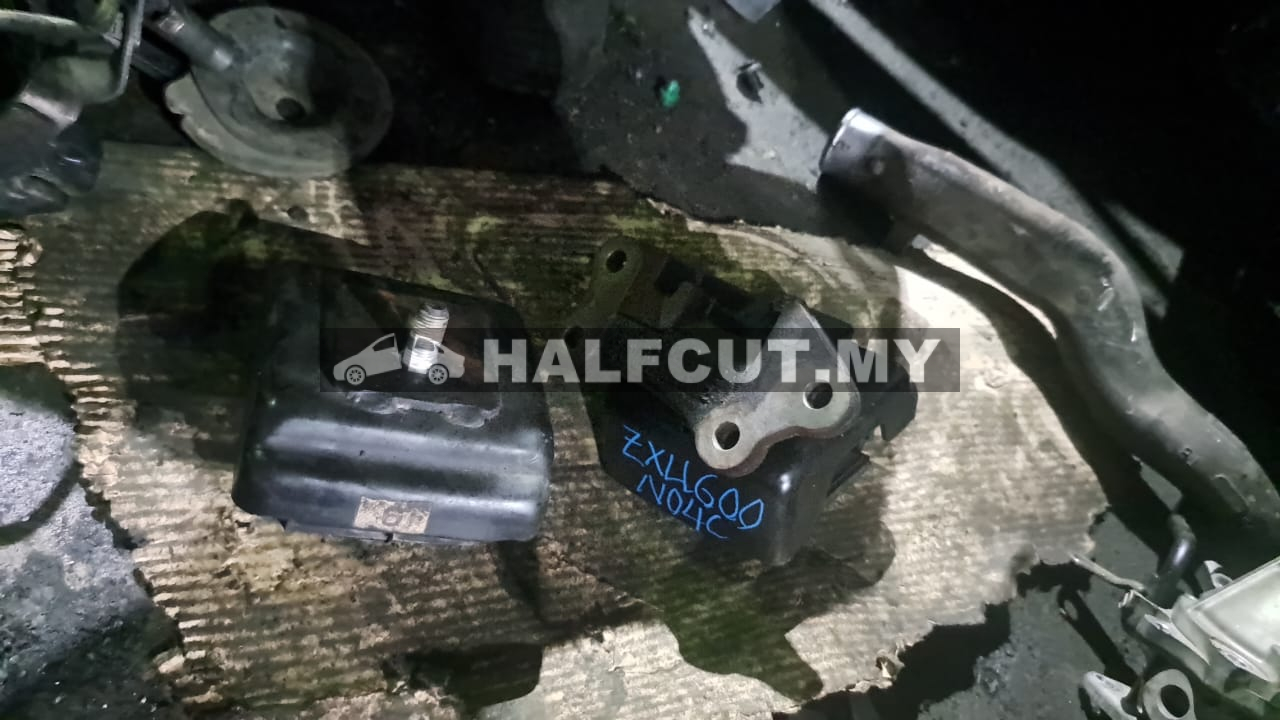 HINO ZXU600 N04C ENGINE MOUNTING