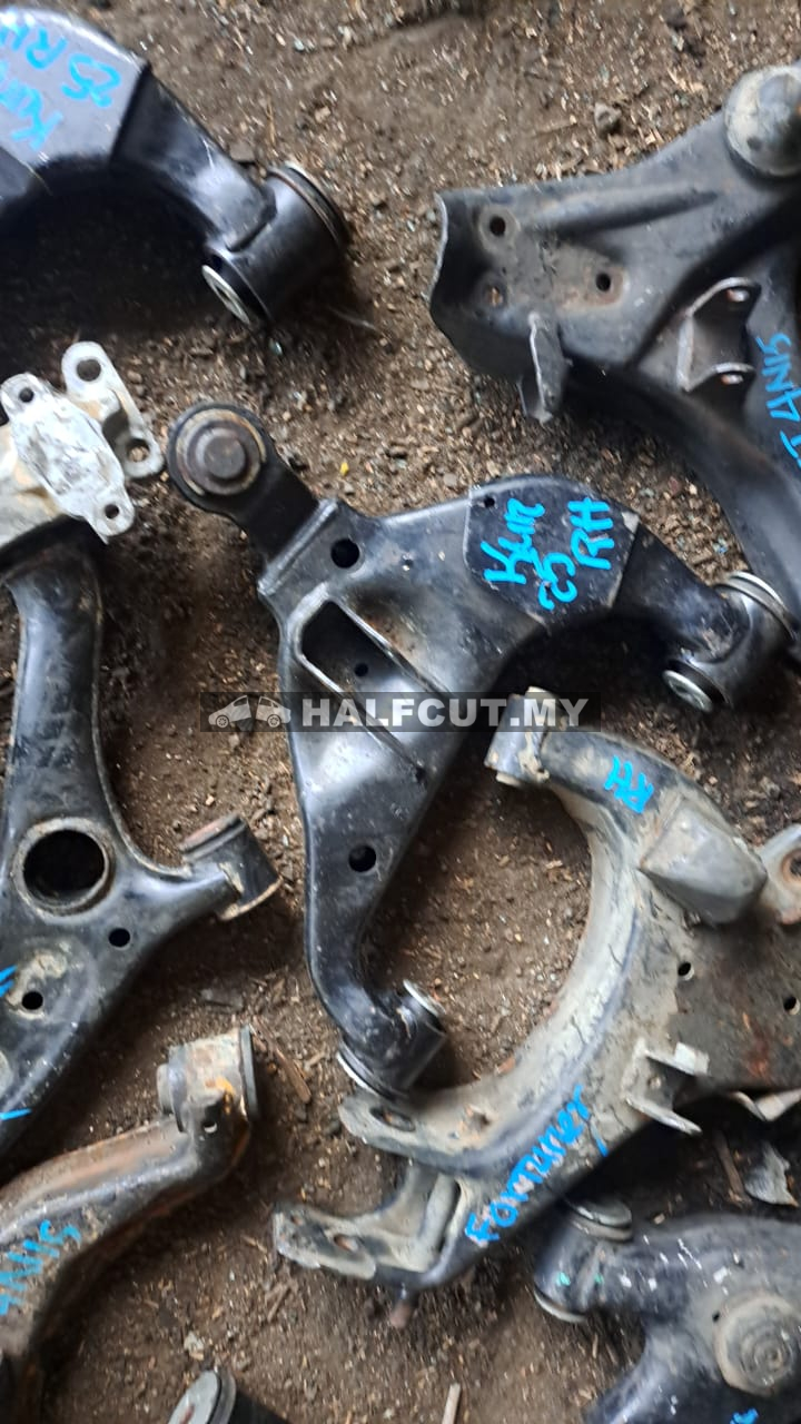 TOYOTA HILUX KUN26 FRONT LOWER RH