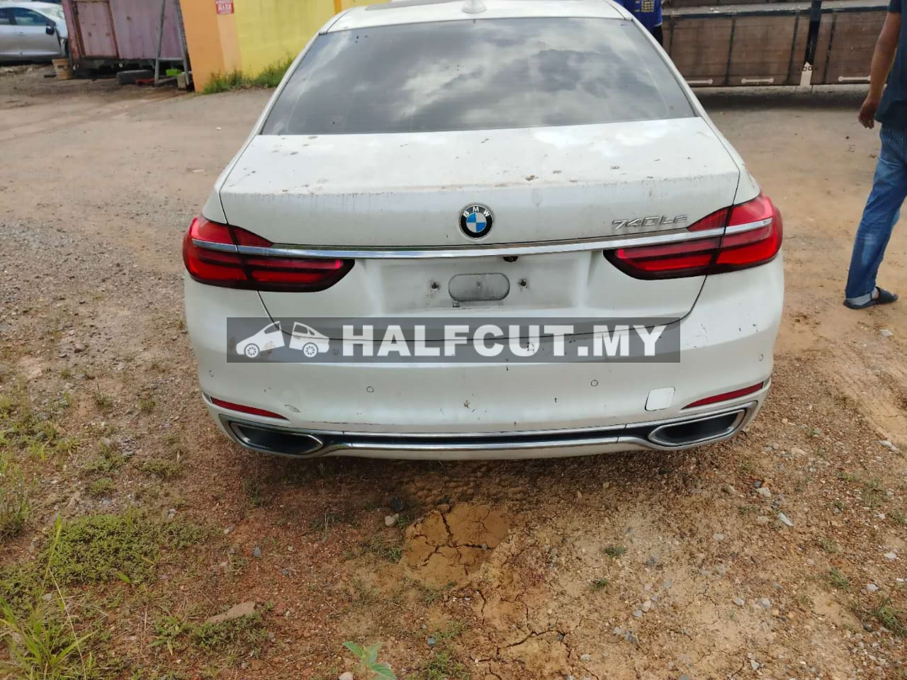 BMW G12 740LE B48 FRONT & REAR HALF CUT