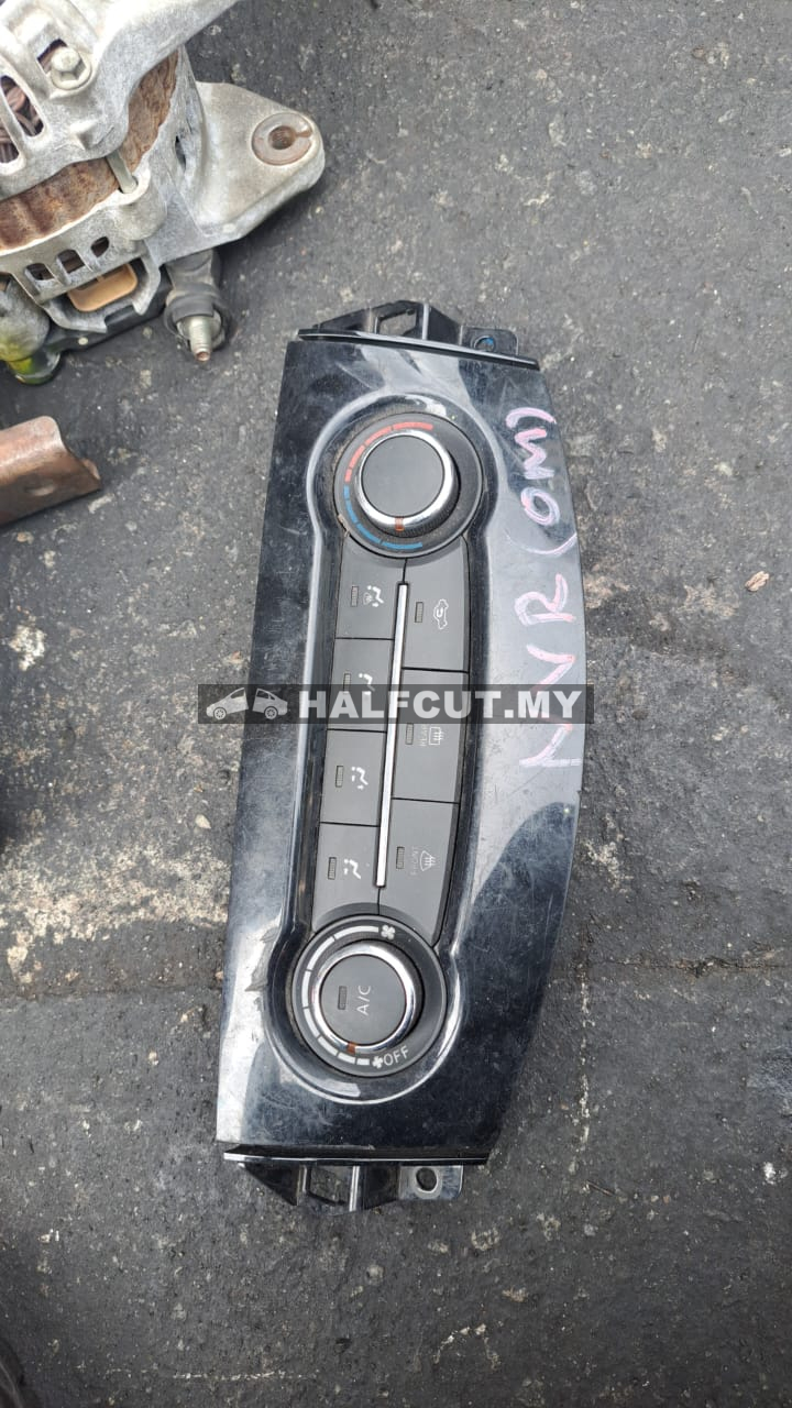 NISSAN NAVARA OM AIRCOND SWITCH