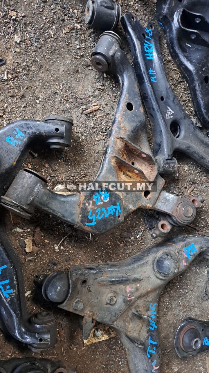 TOYOTA HILUX KUN26 FRONT LOWER RH