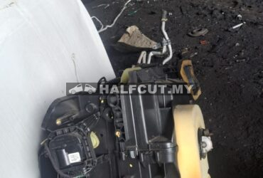 VOLKSWAGEN POLO 1.6 AIRCOND BLOWER