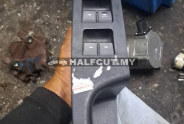 HYUNDAI TUCSON POWER WINDOR SWITCH
