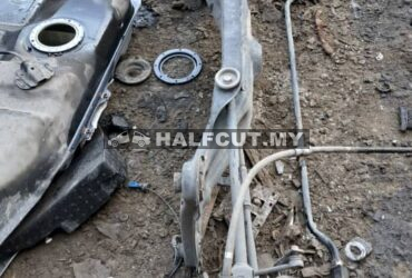 TOYOTA CAMRY ACV50 HB REAR AXLE