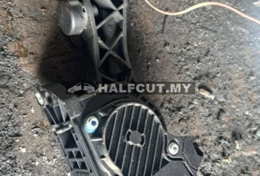 VOLKSWAGEN POLO 1.6 PEDAL SENSOR