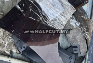 TOYOTA VELLFIRE 20 FRONT FENDER RH