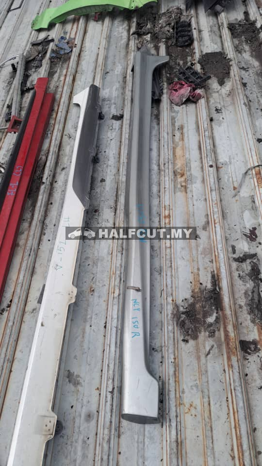 TOYOTA VIOS NCP150 SIDE SKIRT RH