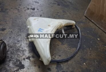 MITSUBISHI TRITON WIPER TANK