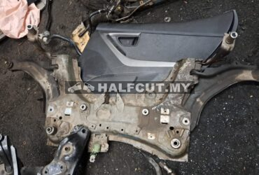 RENAULT CAPTUR FRONT  CROSSMEMBER &LOWER ARM