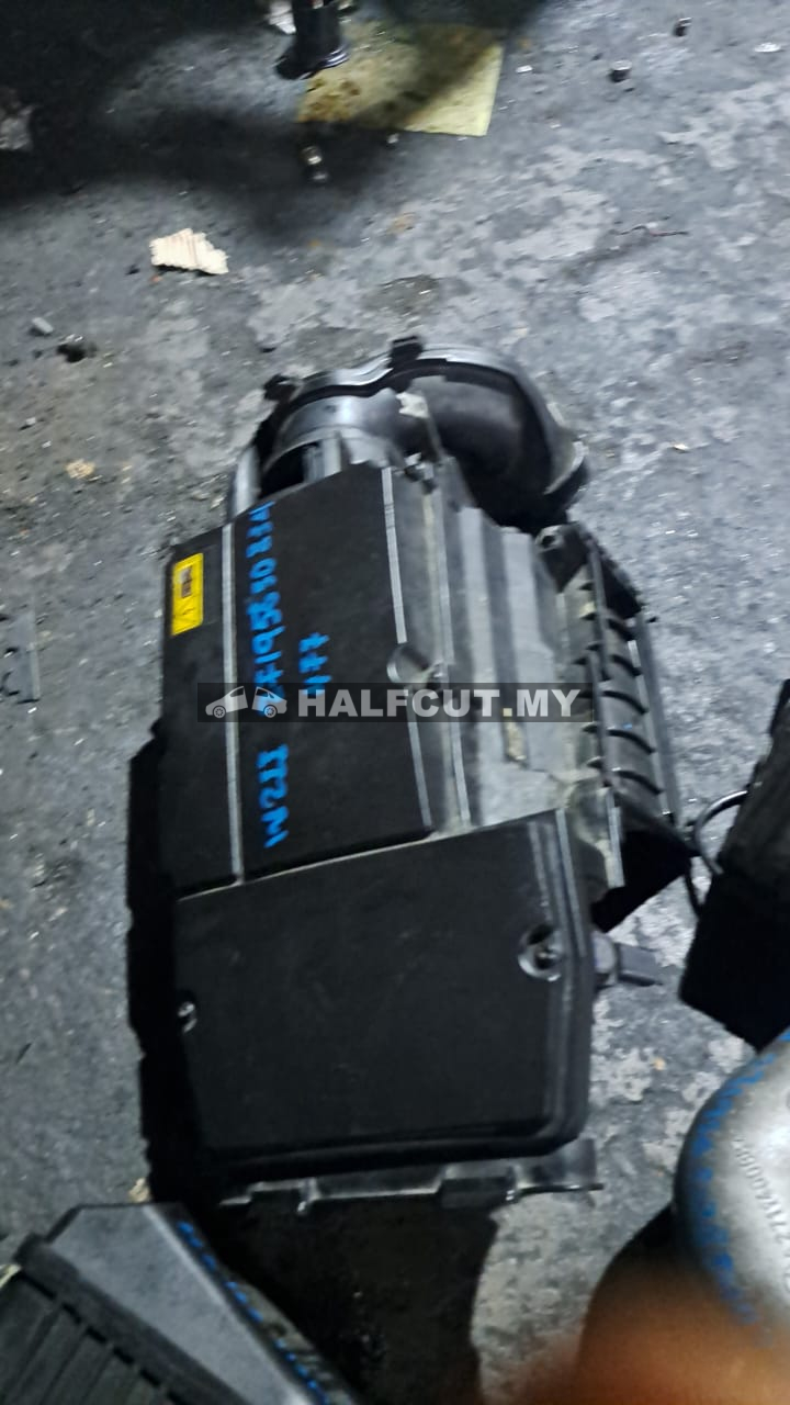 MERCEDES BENZ W211 (271956) AIR CLEANER