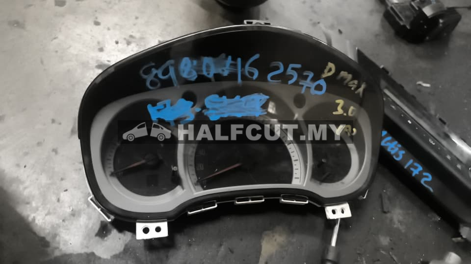 ISUZU D-MAX METER (8 98046 257 0)