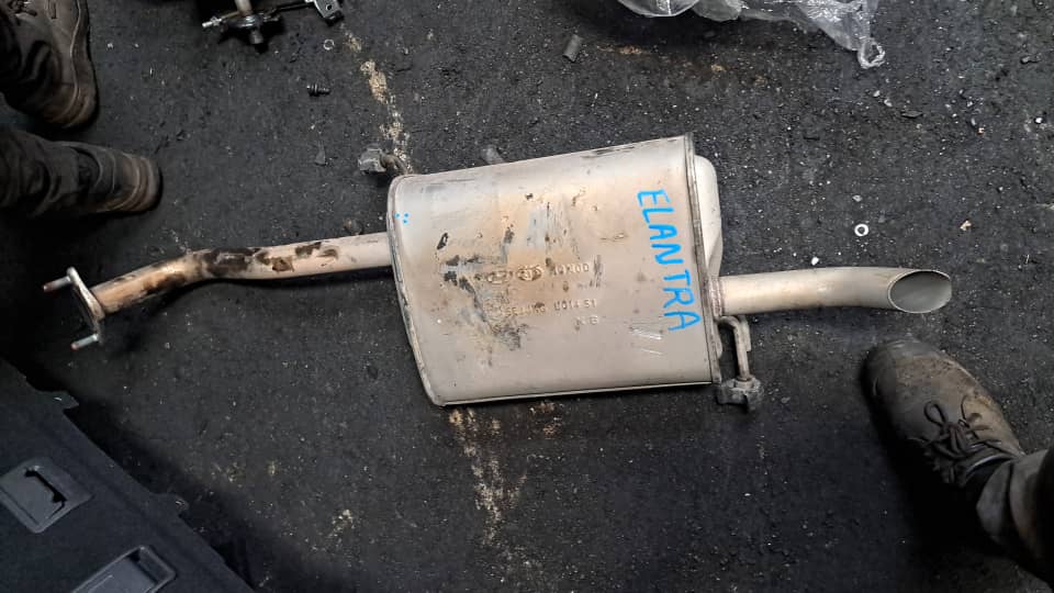 HYUNDAI ELANTRA EXHAUST PIPE
