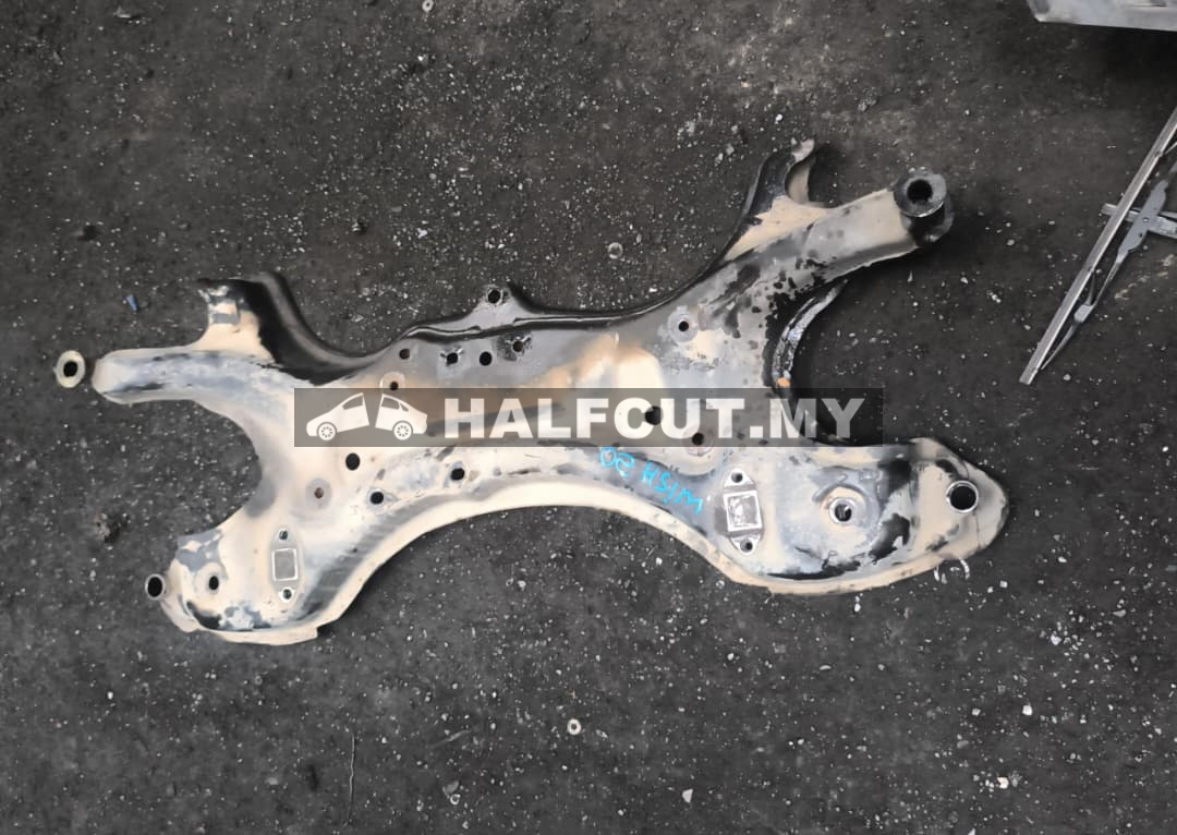 TOYOTA WISH 20 CROSSMEMBER