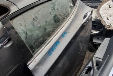 HYUNDAI ELANTRA REAR  DOOR R/L