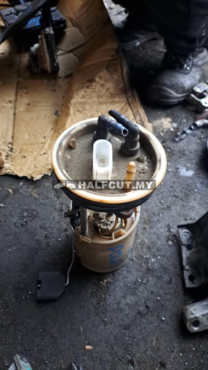 VOLKSWAGEN POLO 1.6 PETROL FUEL PUMP