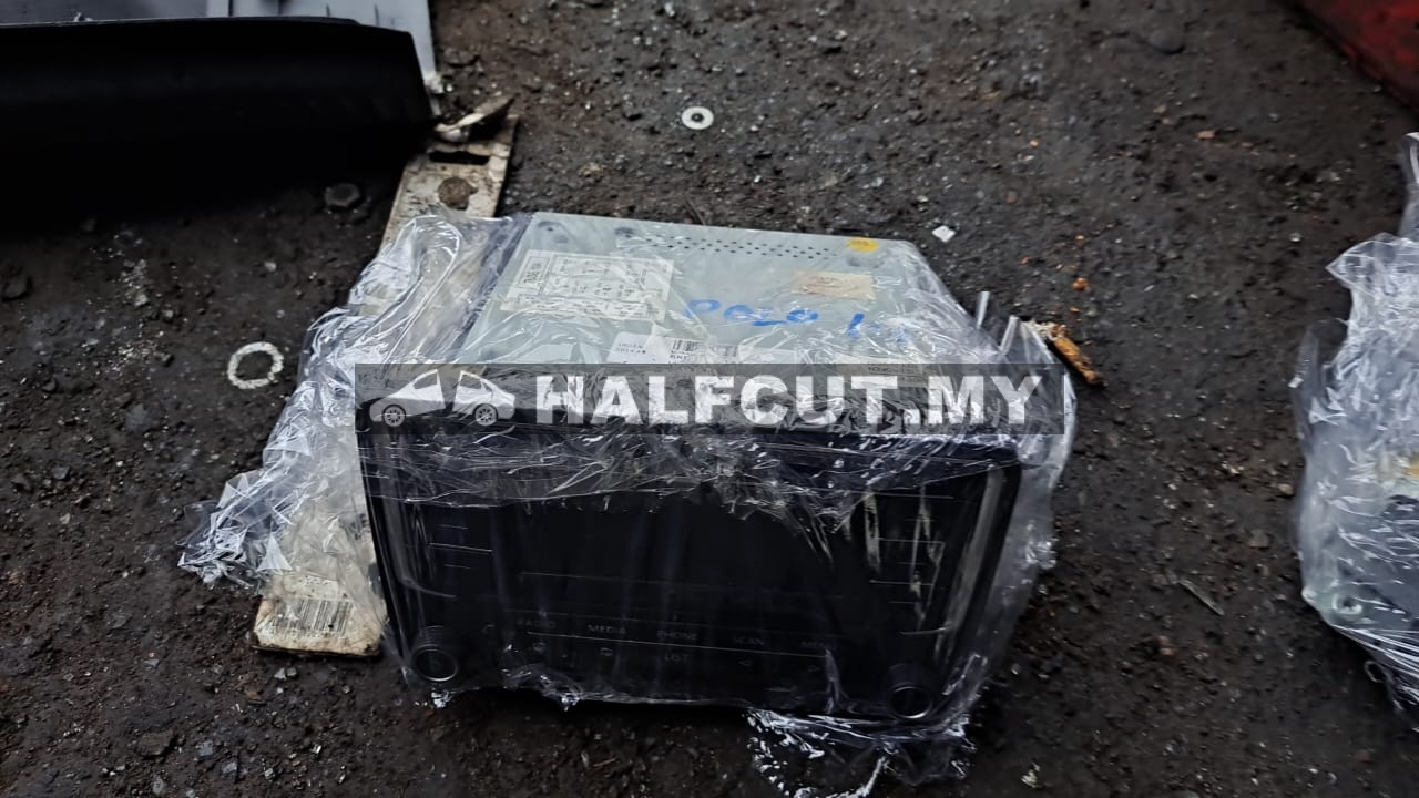 VOLKSWAGEN POLO 1.6 RADIO