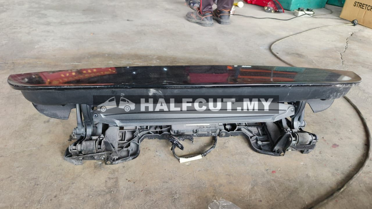 Porsche Panamera 970 facelift spoiler