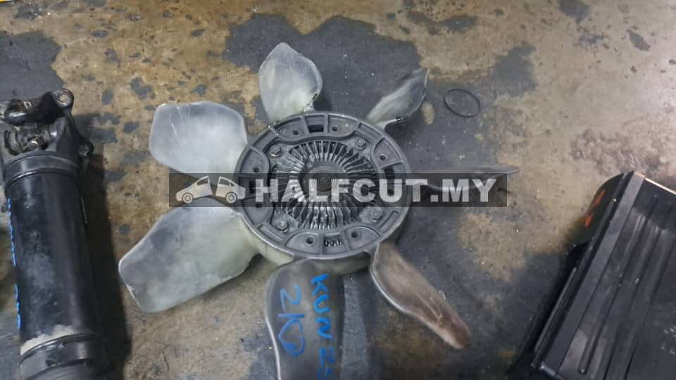 TOYOTA HILUX KUN26 2KD CLUTCH FAN