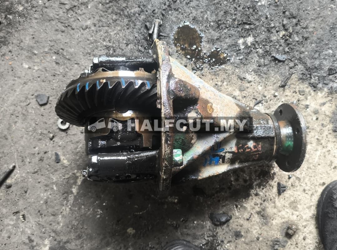 TOYOTA HILUX KUN26 REAR AXLE GEAR 41/11