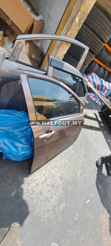 PERODUA BEZZA FRONT DOOR F/R