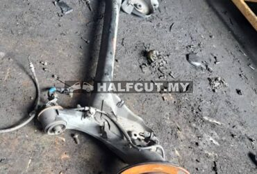 HONDA HRV REAR AXLE
