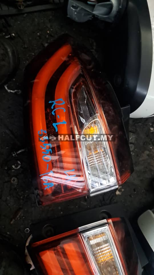 HONDA ODYSSEY RC1 TAIL LAMP LH (33550-T6A)