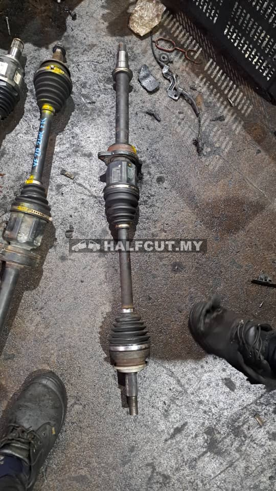 TOYOTA VELLFIRE 20 2GR FRONT DRIVE SHAFT RH