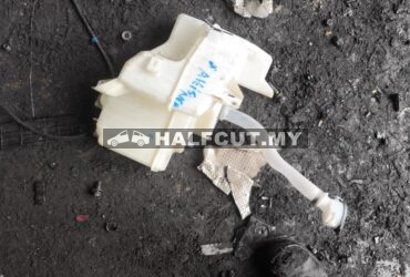TOYOTA ALTIS ZRE211 NEW WIPER TANK