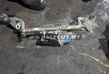 TOYOTA PRIUS 1.8 WIPER LINK