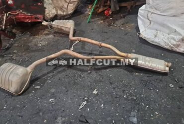 MERCEDES BENZ W212 EXHAUST PIPE
