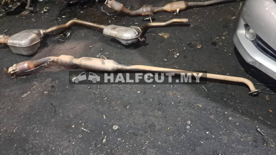 TOYOTA WISH 20 EXHAUST PIPE